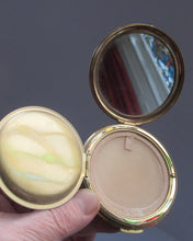 Load image into Gallery viewer, 1960s Stratton Gold Tome Flying Ducks Powder Compact
