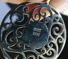 Load image into Gallery viewer, Vintage Scottish Silver Pendant 1989 Edinburgh Hallmark
