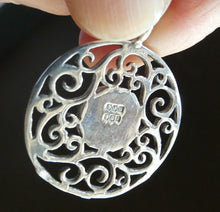 Load image into Gallery viewer, Vintage Scottish Silver Pendant 1989 Edinburgh Hallmark
