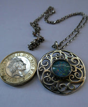Load image into Gallery viewer, Vintage Scottish Silver Pendant 1989 Edinburgh Hallmark
