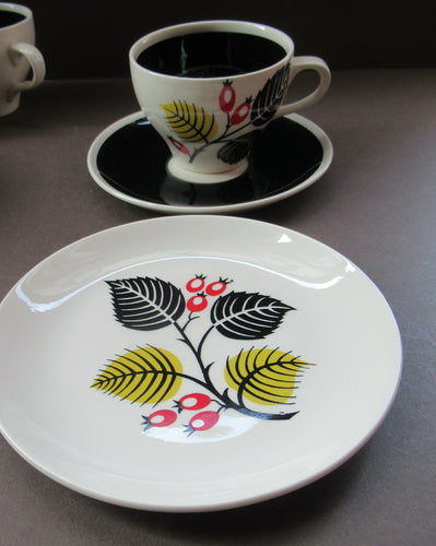 1950s Wade Red Berries Rosehip Pattern, Trio: Cup, Saucer and Side Plate
