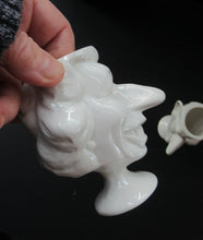 Load image into Gallery viewer, Spitting Images Egg Cups Queen Elizabeth II and Prince Phillip
