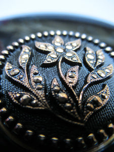 Vintage Boots the Chemist Black Enamel Pressed Powder Compact
