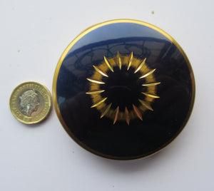 1960s Powder Compact with Incised Gold Abstract Ring Pattern 