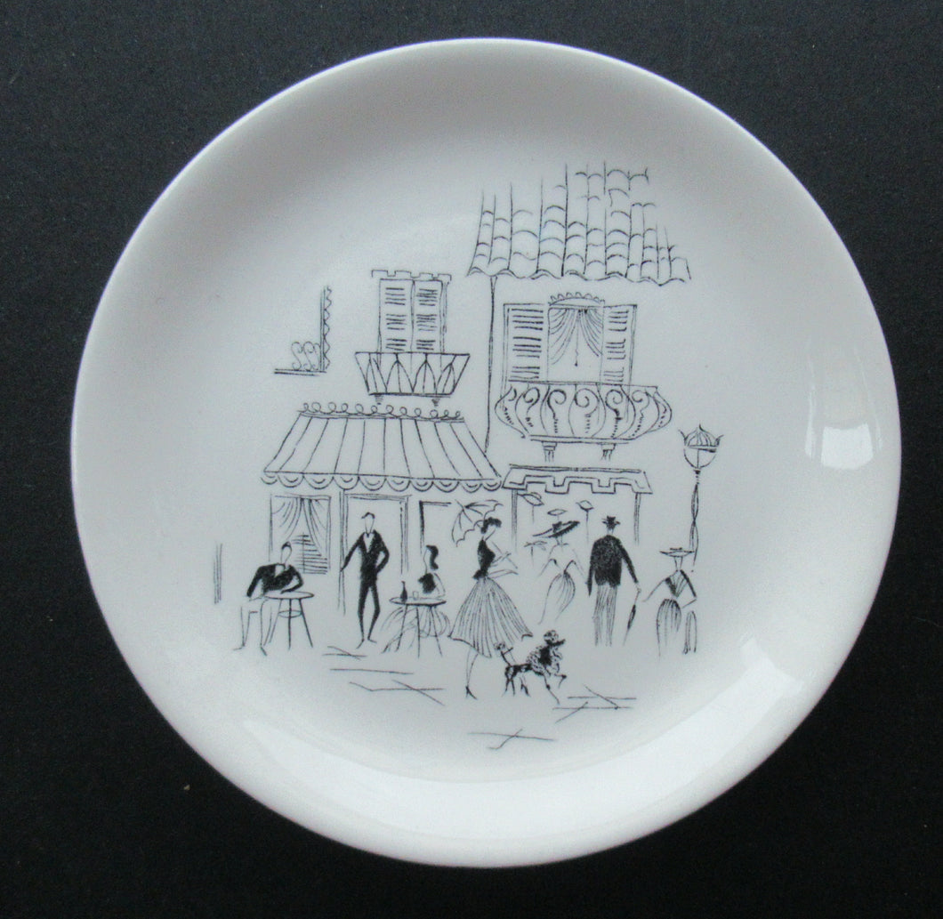 Vintage 1960s Parisienne Pattern Plate by ALFRED MEAKIN. 6 3/4 inches diameter.