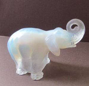  Rare 1930s Oplaescent Jobling Glass Elephant Figurine