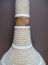 Load image into Gallery viewer, Vintage 1950s 1960s Quartite Creative Corp Style Chalkware Table Lamp
