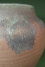 Load image into Gallery viewer, 1940s British Art Pottery Upchurch Vase Pink and Grey Colour
