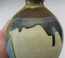 Load image into Gallery viewer, 1980s Graham Peter Glynn Stoneware British Studio Pottery Vase
