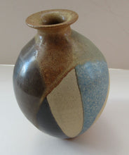 Load image into Gallery viewer, 1980s Graham Peter Glynn Stoneware British Studio Pottery Vase
