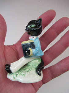 1960s Goebel Black Cat Figurine Playing Accordion Alert Staehle