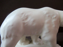 Load image into Gallery viewer, RARE 1930s Art Deco POLAR BEAR by Beswick. Model Number 417
