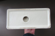 Load image into Gallery viewer, RARE 1930s Art Deco POLAR BEAR by Beswick. Model Number 417
