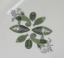 Load image into Gallery viewer, ERIC RAVILIOUS. Vintage 1950s Wedgwood FOUR DESSERT PLATES. Persephone / Harvest Festival Pattern

