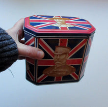 Load image into Gallery viewer, 1970s Dodo Designs Tea Caddy Featuring Boer War Generals
