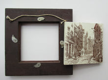 Load image into Gallery viewer, Victorian Mintons Tile. Cardinal Beaton&#39;s House in Edinburgh

