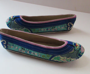 ANTIQUE 1920s Chinese Shoes or Slippers