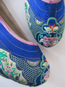 ANTIQUE 1920s Chinese Shoes or Slippers