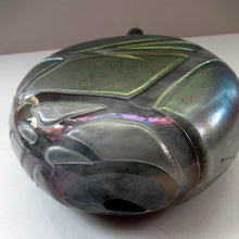 Load image into Gallery viewer, 1980s Maltese Phoenician Glass Lollipop Vase
