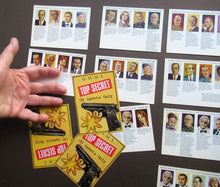 Load image into Gallery viewer, RARE 1967 Vintage JAMES BOND Card Game: Licence to Kill (Golden Wonder)
