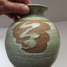 Load image into Gallery viewer, David Heminsley 1980s Stoneware Studio Pottery Vase Scottish
