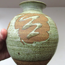 Load image into Gallery viewer, David Heminsley 1980s Stoneware Studio Pottery Vase Scottish
