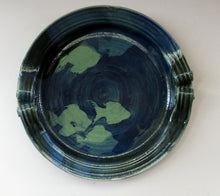 Load image into Gallery viewer, Geroge Ormerod Large Studio Pottery Platter Decoration with Fish
