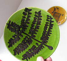Load image into Gallery viewer, Margery Clinton Small Plate with Slipware Tree Pattern
