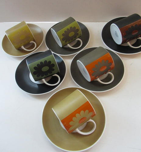 1960s Susie Cooper Wedgwood 6 Coffee Cups and Saucers Carnaby Daisy