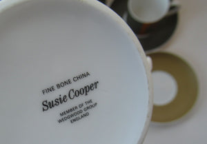 1960s Susie Cooper Wedgwood 6 Coffee Cups and Saucers Carnaby Daisy
