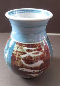 1970s British Art Pottery Aldermaston Pottery Vase. Possibly David Tipler