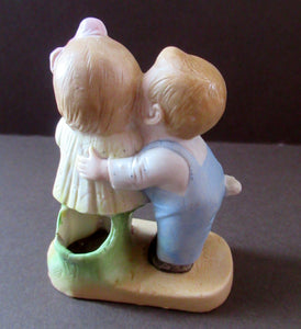 Porcelain Match Holder by Schafer & Vater. GOOGLE EYED COUPLE EMBRACING