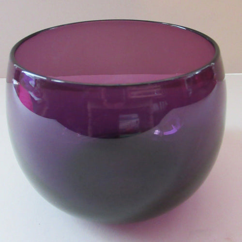 19th Century Amethyst or Purple Hand Blown Glass Finger Bowl c 1830