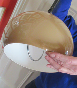 1970s Guzzini Era Rise and Fall Mushroom Plastic Lamp Shade