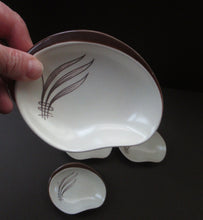 Load image into Gallery viewer, Carlton Ware Small Plates 1950s Brown Windswept Pattern
