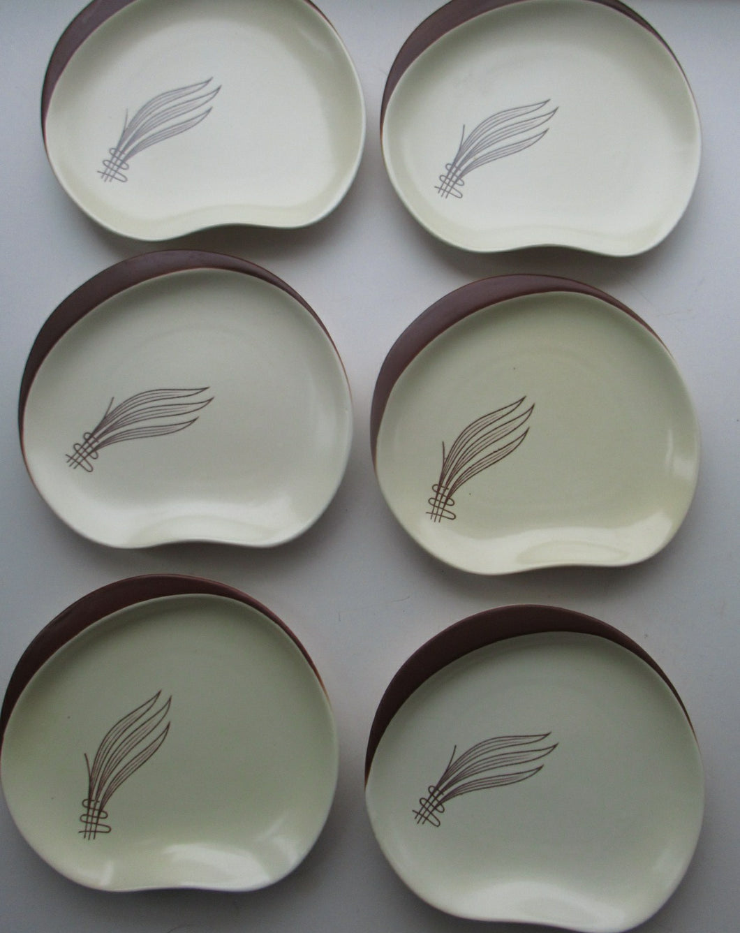 Carlton Ware Medium Plates 1950s Brown Windswept Pattern