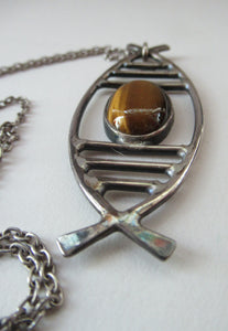 1970s Scottish Silver Pendant Necklace