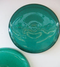 Load image into Gallery viewer, 1950s Hadeland Glass Medium Plate. Greenland Plate
