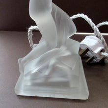 Load image into Gallery viewer, 1930s Walther &amp; Sohne German Art Deco Frosted Glass Nude Table Lamp
