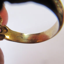 Load image into Gallery viewer, 1960s 18ct Gold &amp; Natural Coral Cocktail Ring UK Size P
