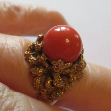 Load image into Gallery viewer, 1960s 18ct Gold &amp; Natural Coral Cocktail Ring UK Size P
