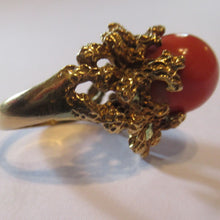 Load image into Gallery viewer, 1960s 18ct Gold &amp; Natural Coral Cocktail Ring UK Size P
