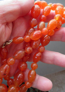 Vintage Carnelian Agate Amber Coloured Beads Necklace. Length: 23 inches