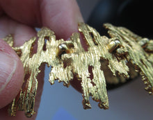 Load image into Gallery viewer, Vintage 1960s Vendome Necklace and Bracelet Gold Plate
