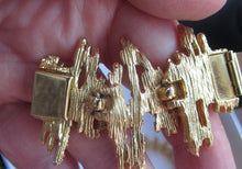 Load image into Gallery viewer, Vintage 1960s Vendome Necklace and Bracelet Gold Plate
