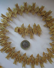 Load image into Gallery viewer, Vintage 1960s Vendome Necklace and Bracelet Gold Plate
