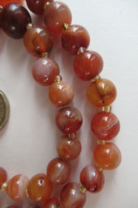 Vintage Carnelian Agate Amber Coloured Beads Necklace. Length: 24 inches
