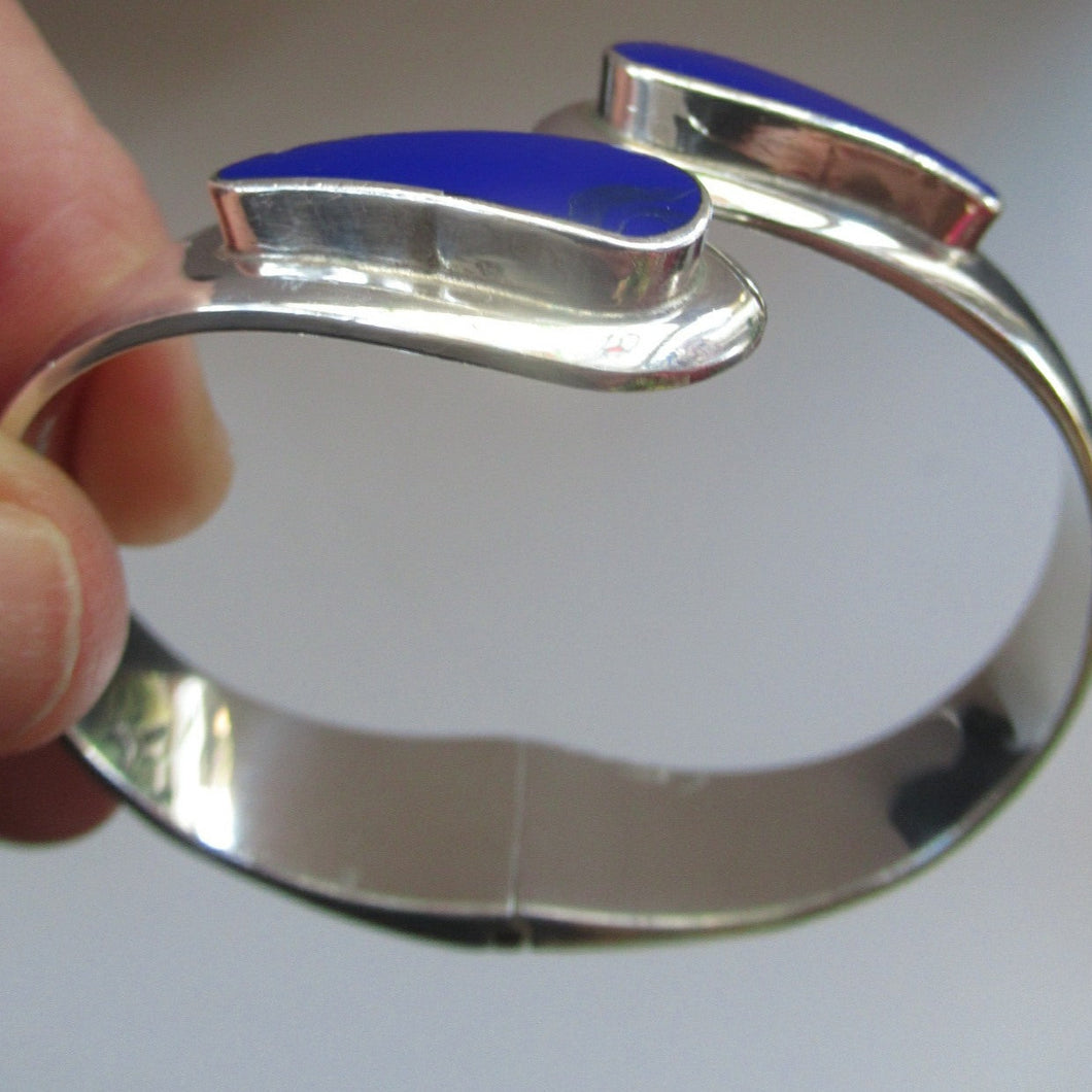 Vintage 925 Sterling Silver Bracelet with Lapis Lazuli Inset Decorations