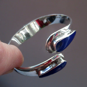 Vintage 925 Sterling Silver Bracelet with Lapis Lazuli Inset Decorations