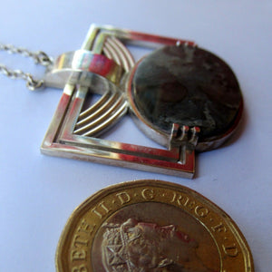 William Hardwick Hall Designer Pendant 1970s. Scottish Silver & Agate